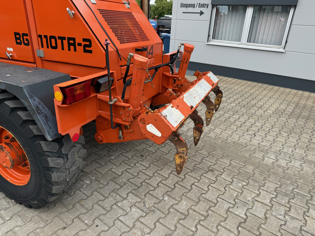 Τηλεσκοπικός μπροστινός φορτωτής HBM Nobas BG110 TA 2 Grader mit Heckaufreißer GPS: φωτογραφία 13