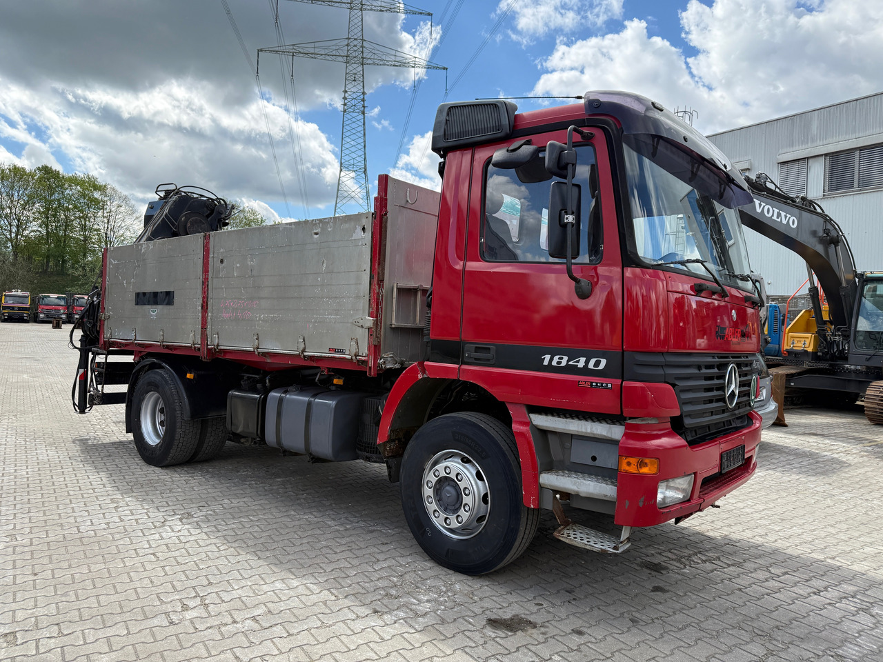 Mercedes-Benz 1840 Actros 2-Seiten-Kipper mit Kran Hiab 125-3 mit Funk - Φορτηγό με ανοιχτή καρότσα, Φορτηγό με γερανό: φωτογραφία 3 Mercedes-Benz 1840 Actros 2-Seiten-Kipper mit Kran Hiab 125-3 mit Funk - Φορτηγό με ανοιχτή καρότσα, Φορτηγό με γερανό: φωτογραφία 3