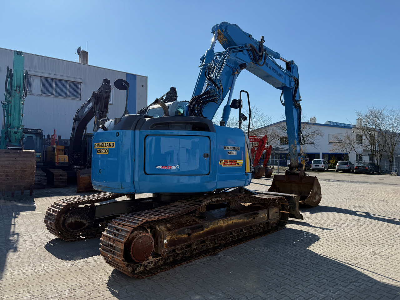 New Holland Kobeclo E235 BSR-2 Nullheck Kettenbagger MS21 - Εκσκαφέας: φωτογραφία 4 New Holland Kobeclo E235 BSR-2 Nullheck Kettenbagger MS21 - Εκσκαφέας: φωτογραφία 4