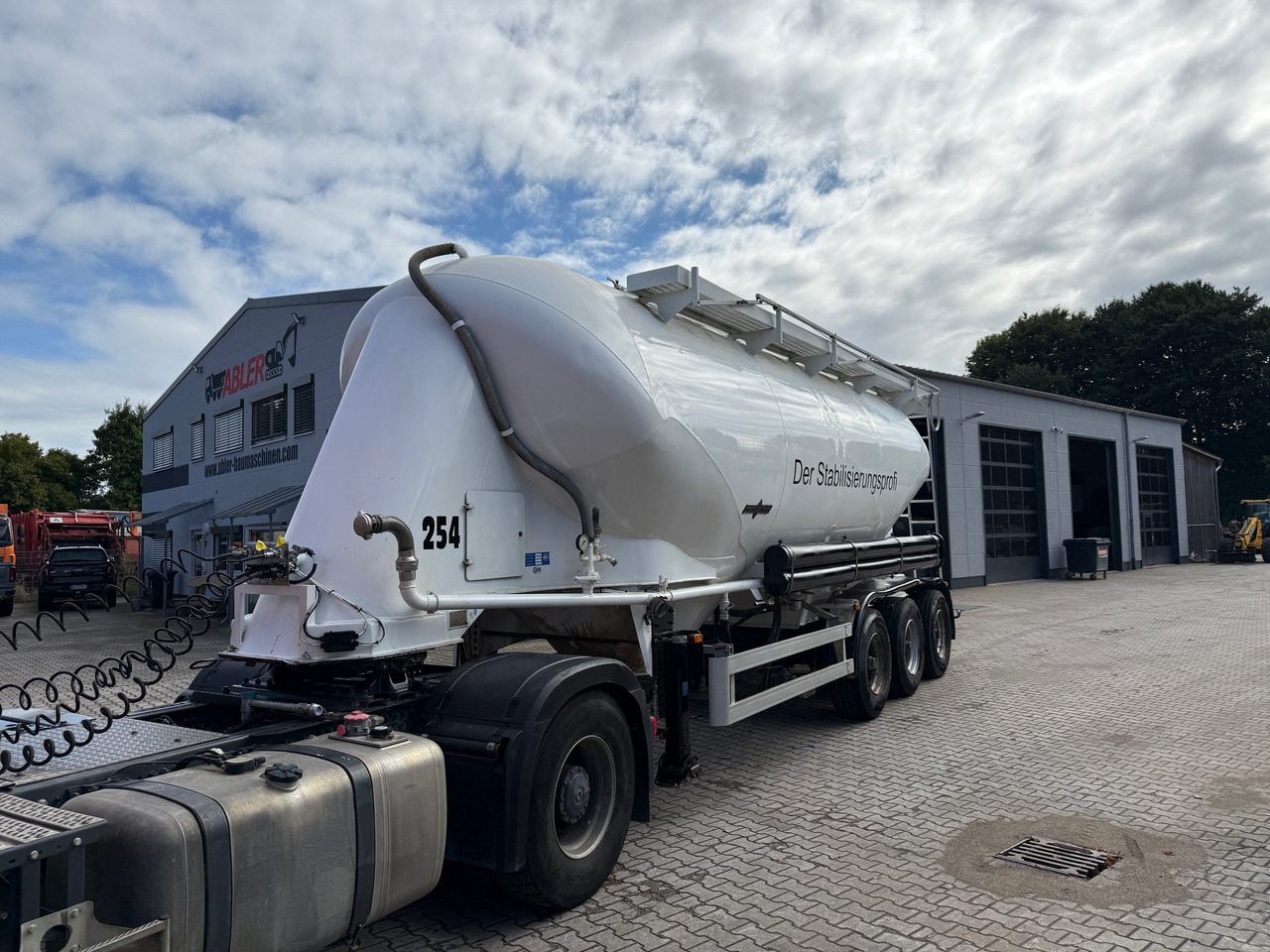 Spitzer SF24/34 3-Achs Siloauflieger - Σιλοφόρο: φωτογραφία 2 Spitzer SF24/34 3-Achs Siloauflieger - Σιλοφόρο: φωτογραφία 2