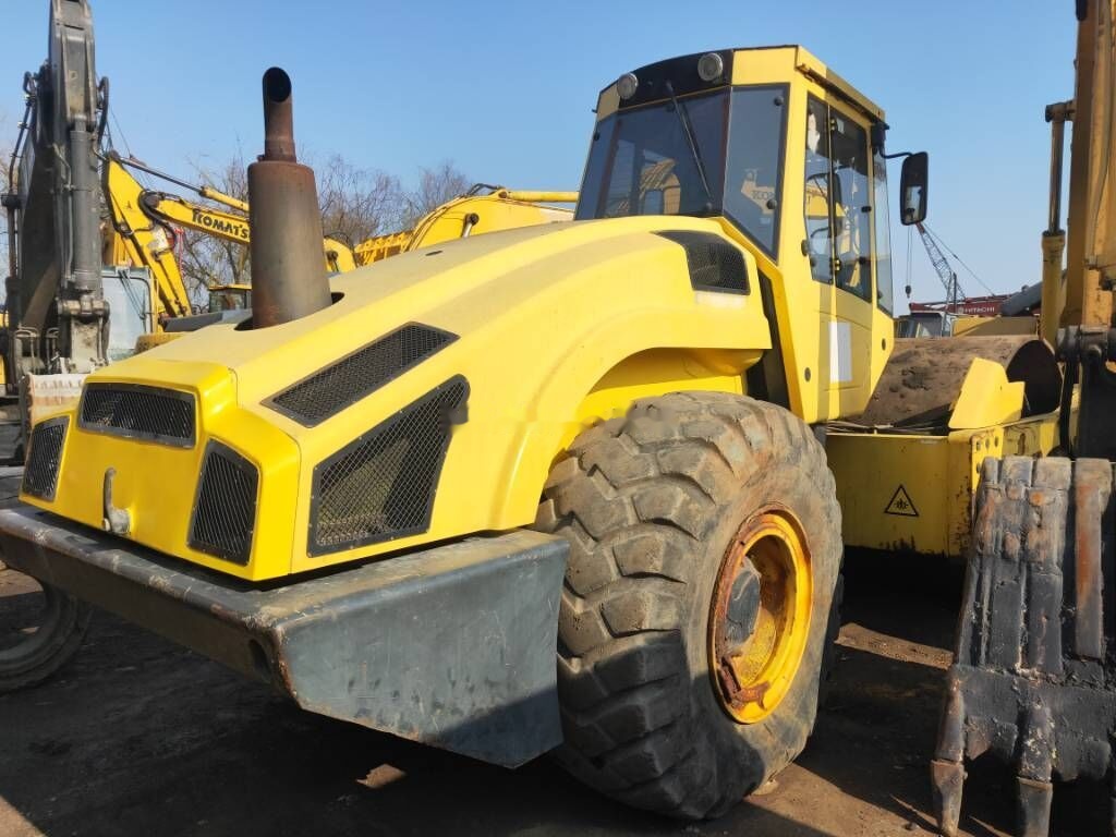 BOMAG BW 226 D H-4 - Οδοστρωτήρες: φωτογραφία 3 BOMAG BW 226 D H-4 - Οδοστρωτήρες: φωτογραφία 3