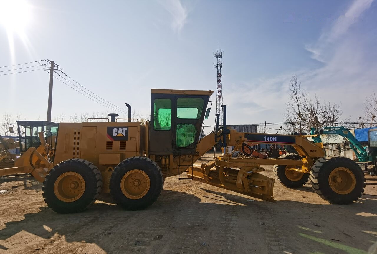 Caterpillar 140H - Γκρέιντερ: φωτογραφία 2 Caterpillar 140H - Γκρέιντερ: φωτογραφία 2