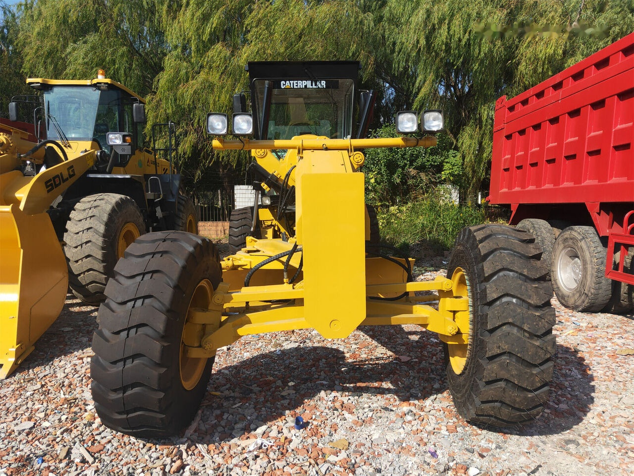 Caterpillar 140K - Γκρέιντερ: φωτογραφία 3 Caterpillar 140K - Γκρέιντερ: φωτογραφία 3