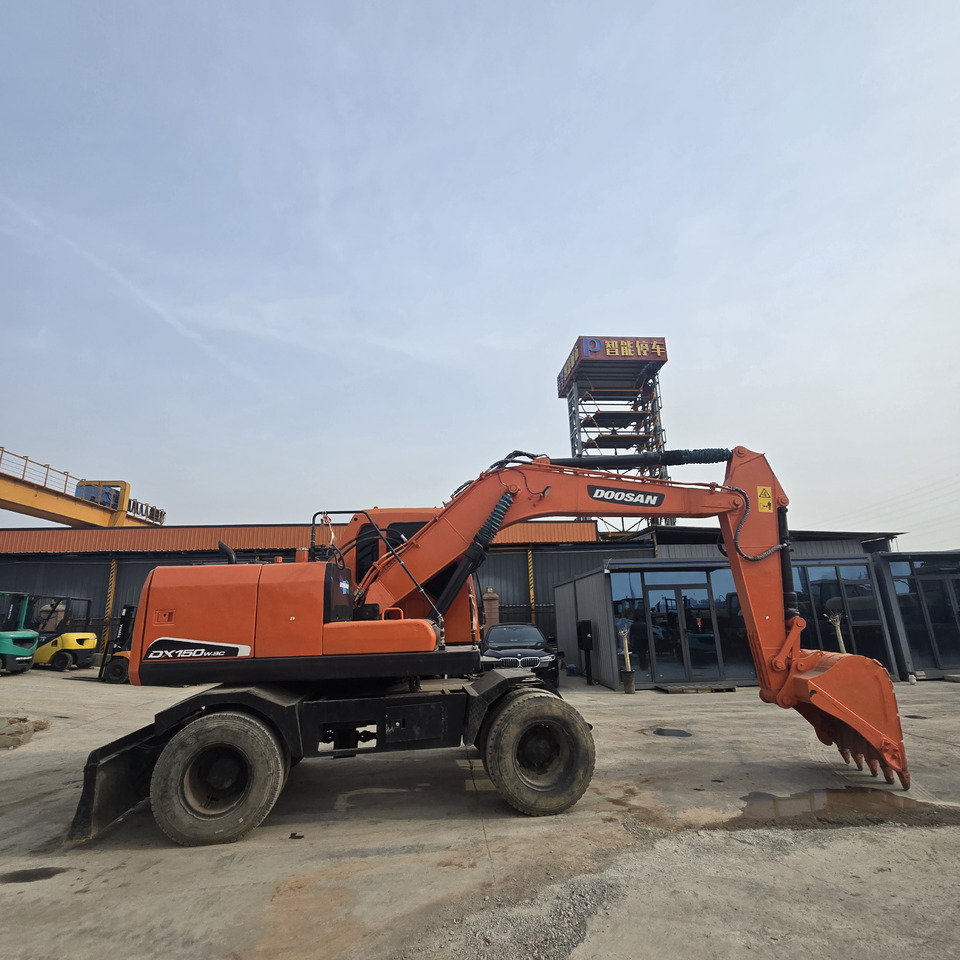 DOOSAN DX150W - Τροχοφόρος εκσκαφέας: φωτογραφία 4 DOOSAN DX150W - Τροχοφόρος εκσκαφέας: φωτογραφία 4