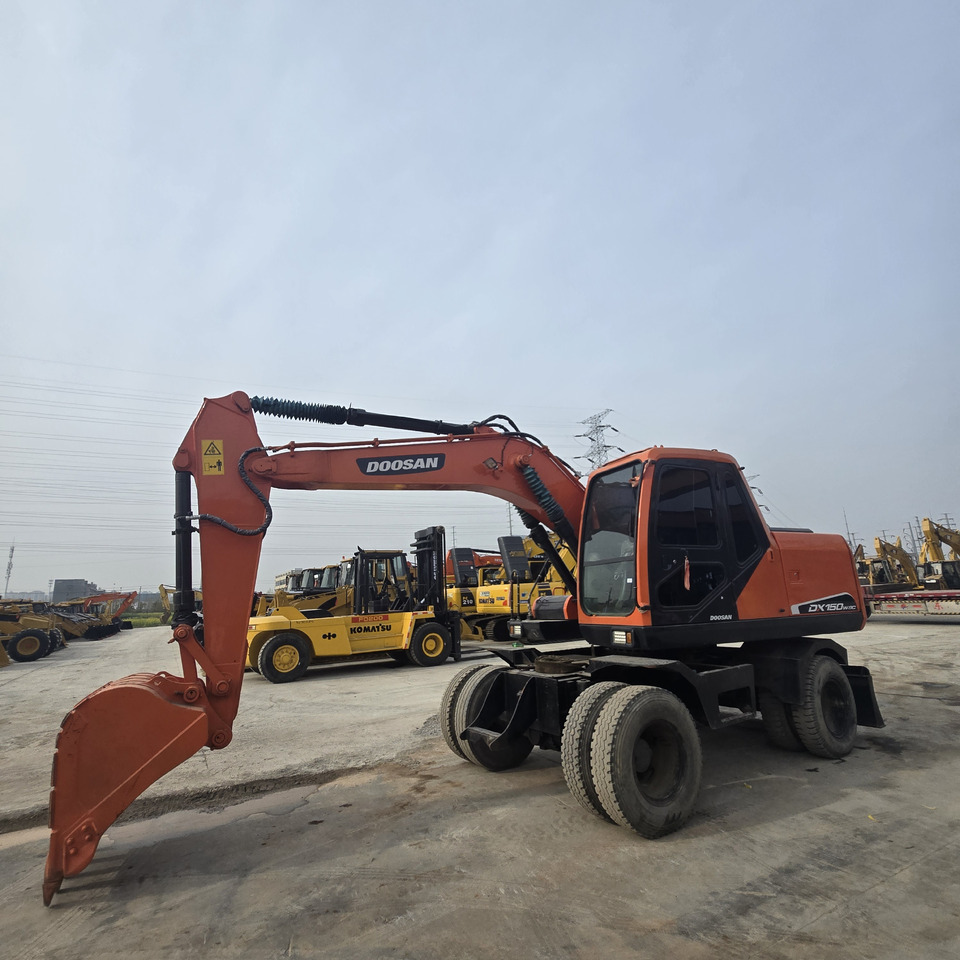 DOOSAN DX150W - Τροχοφόρος εκσκαφέας: φωτογραφία 3 DOOSAN DX150W - Τροχοφόρος εκσκαφέας: φωτογραφία 3