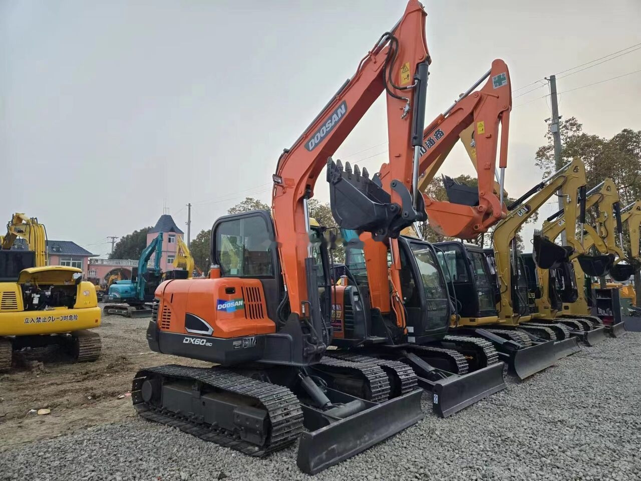 Doosan DX60-9 - Ερπυστριοφόρος εκσκαφέας: φωτογραφία 1 Doosan DX60-9 - Ερπυστριοφόρος εκσκαφέας: φωτογραφία 1