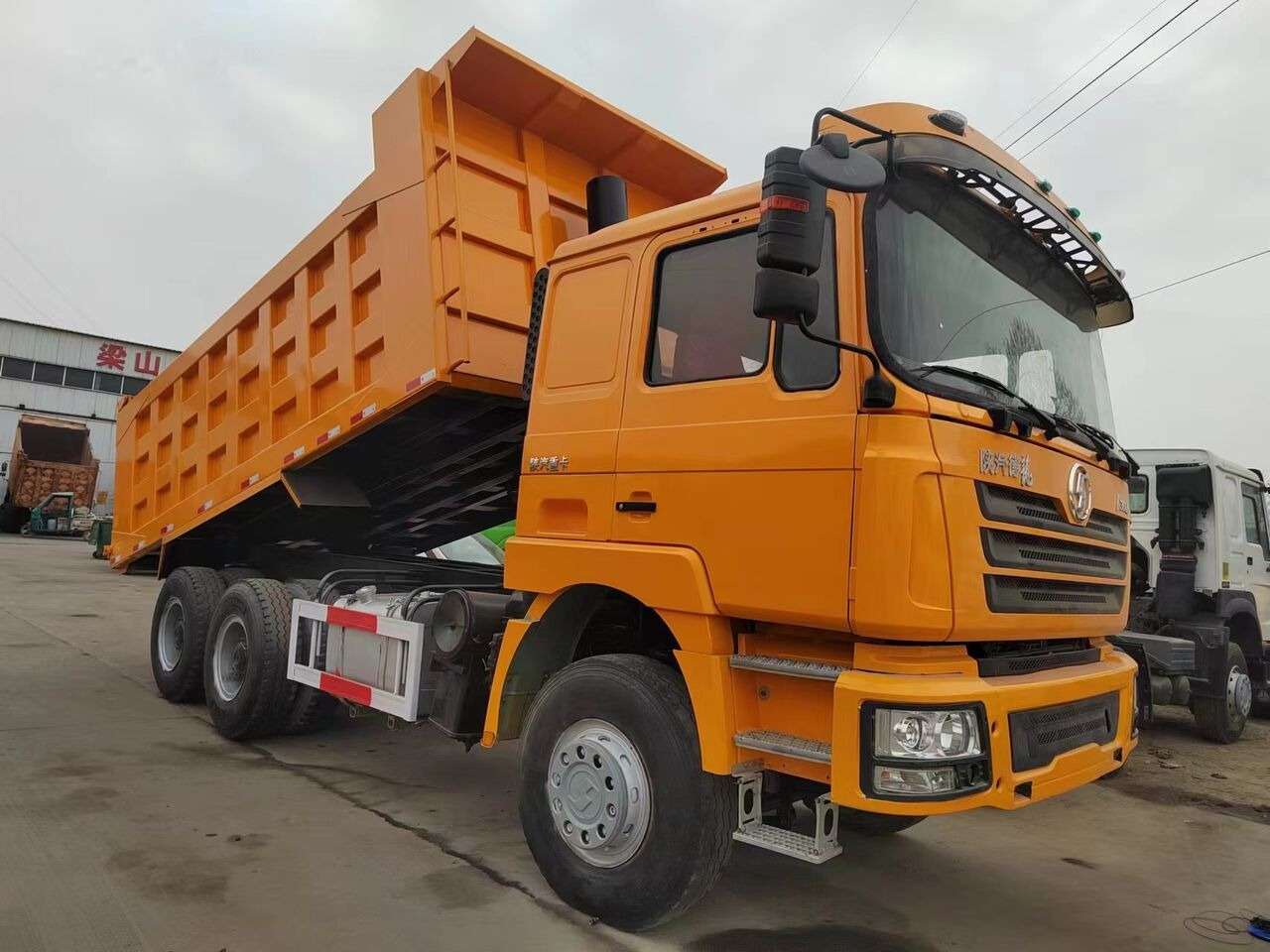 F3000 - Φορτηγό ανατρεπόμενο: φωτογραφία 2 F3000 - Φορτηγό ανατρεπόμενο: φωτογραφία 2