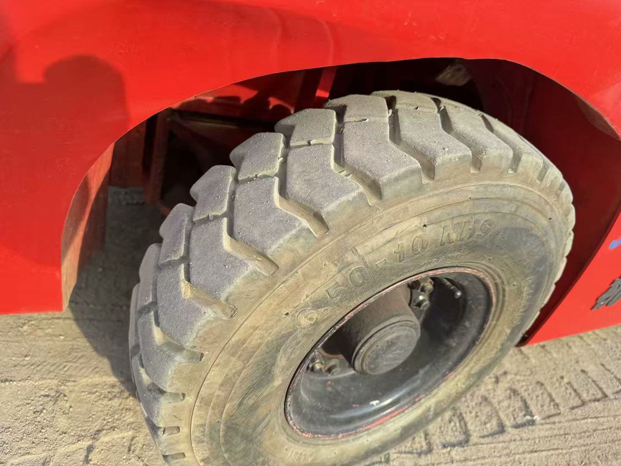 HangCha A30 - Πετρελαιοκίνητο περονοφόρο: φωτογραφία 4 HangCha A30 - Πετρελαιοκίνητο περονοφόρο: φωτογραφία 4