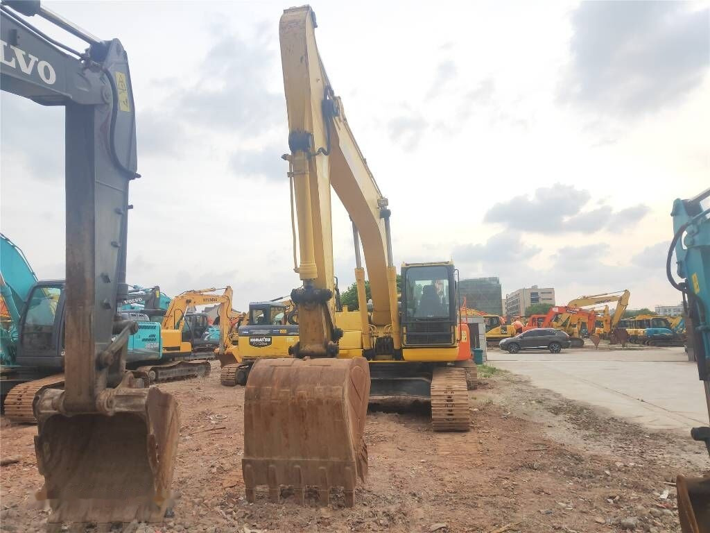 Komatsu PC210-8 - Ερπυστριοφόρος εκσκαφέας: φωτογραφία 5 Komatsu PC210-8 - Ερπυστριοφόρος εκσκαφέας: φωτογραφία 5