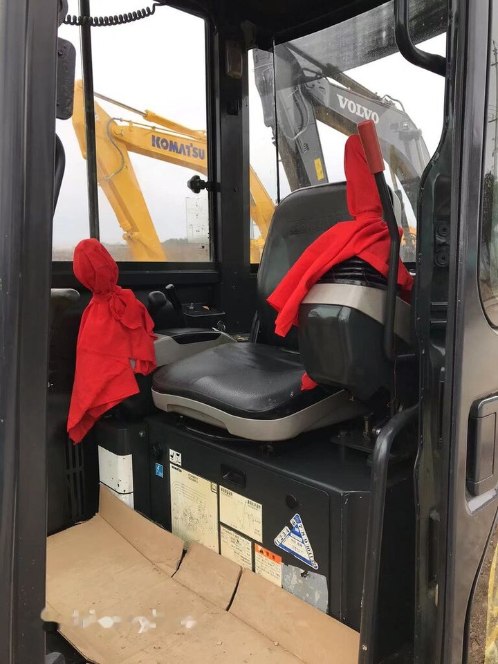 Komatsu PC40MR - Ερπυστριοφόρος εκσκαφέας: φωτογραφία 4 Komatsu PC40MR - Ερπυστριοφόρος εκσκαφέας: φωτογραφία 4