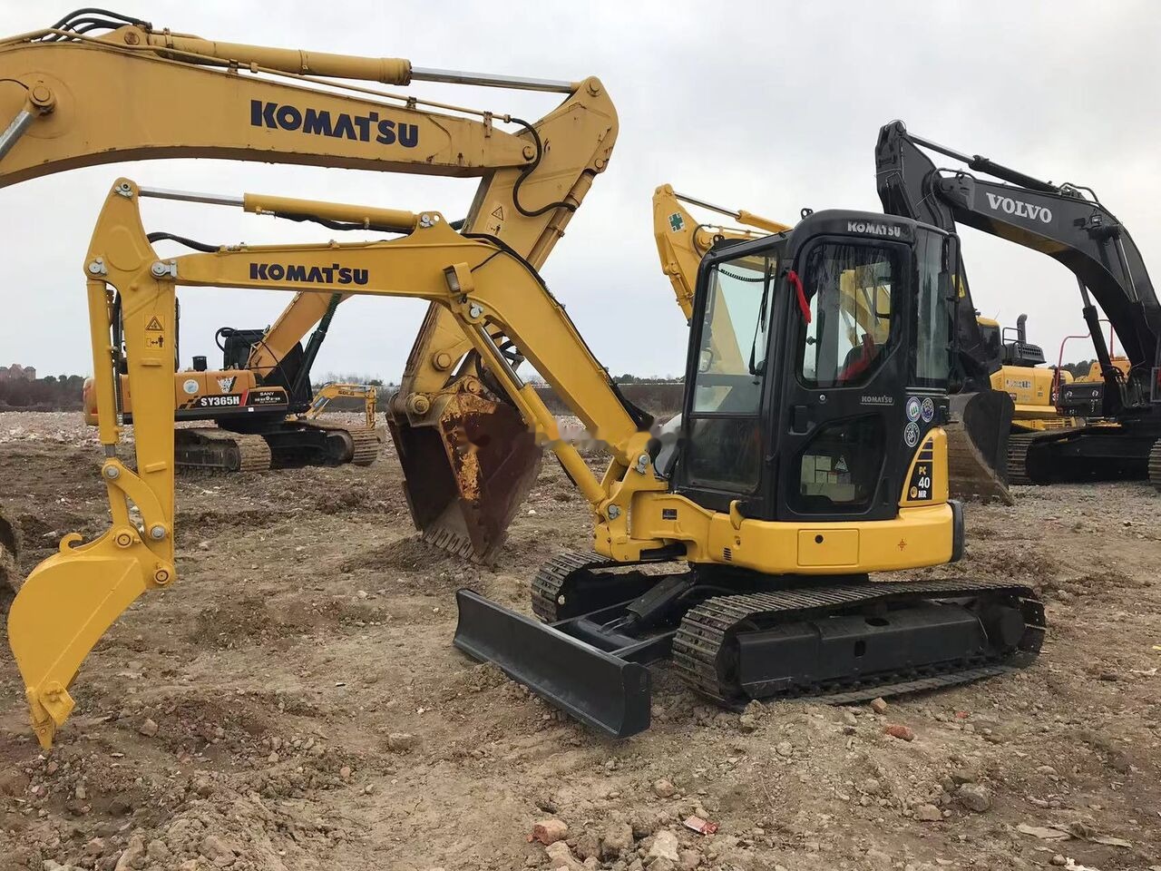 Komatsu PC40MR - Ερπυστριοφόρος εκσκαφέας: φωτογραφία 1 Komatsu PC40MR - Ερπυστριοφόρος εκσκαφέας: φωτογραφία 1