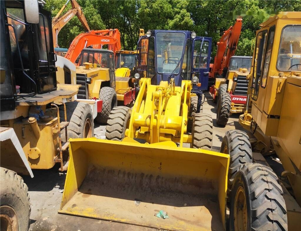 Komatsu WA300 - Ελαστιχοφόρος φορτωτής: φωτογραφία 3 Komatsu WA300 - Ελαστιχοφόρος φορτωτής: φωτογραφία 3
