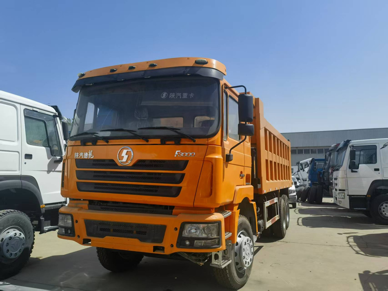 Shacman F3000 6*4 Dump truck - Φορτηγό ανατρεπόμενο: φωτογραφία 4 Shacman F3000 6*4 Dump truck - Φορτηγό ανατρεπόμενο: φωτογραφία 4