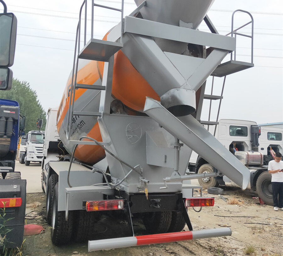 Shacman F3000 - Μπετονιέρα φορτηγό: φωτογραφία 3 Shacman F3000 - Μπετονιέρα φορτηγό: φωτογραφία 3