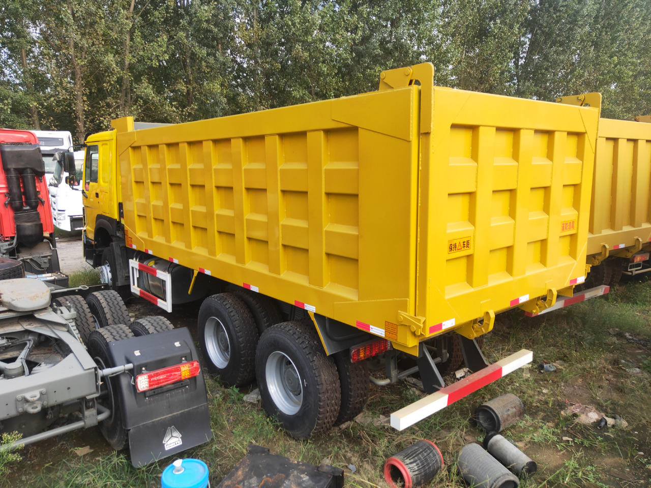 Φορτηγό ανατρεπόμενο Sinotruk HOWO 371 6*4 Dump truck: φωτογραφία 11