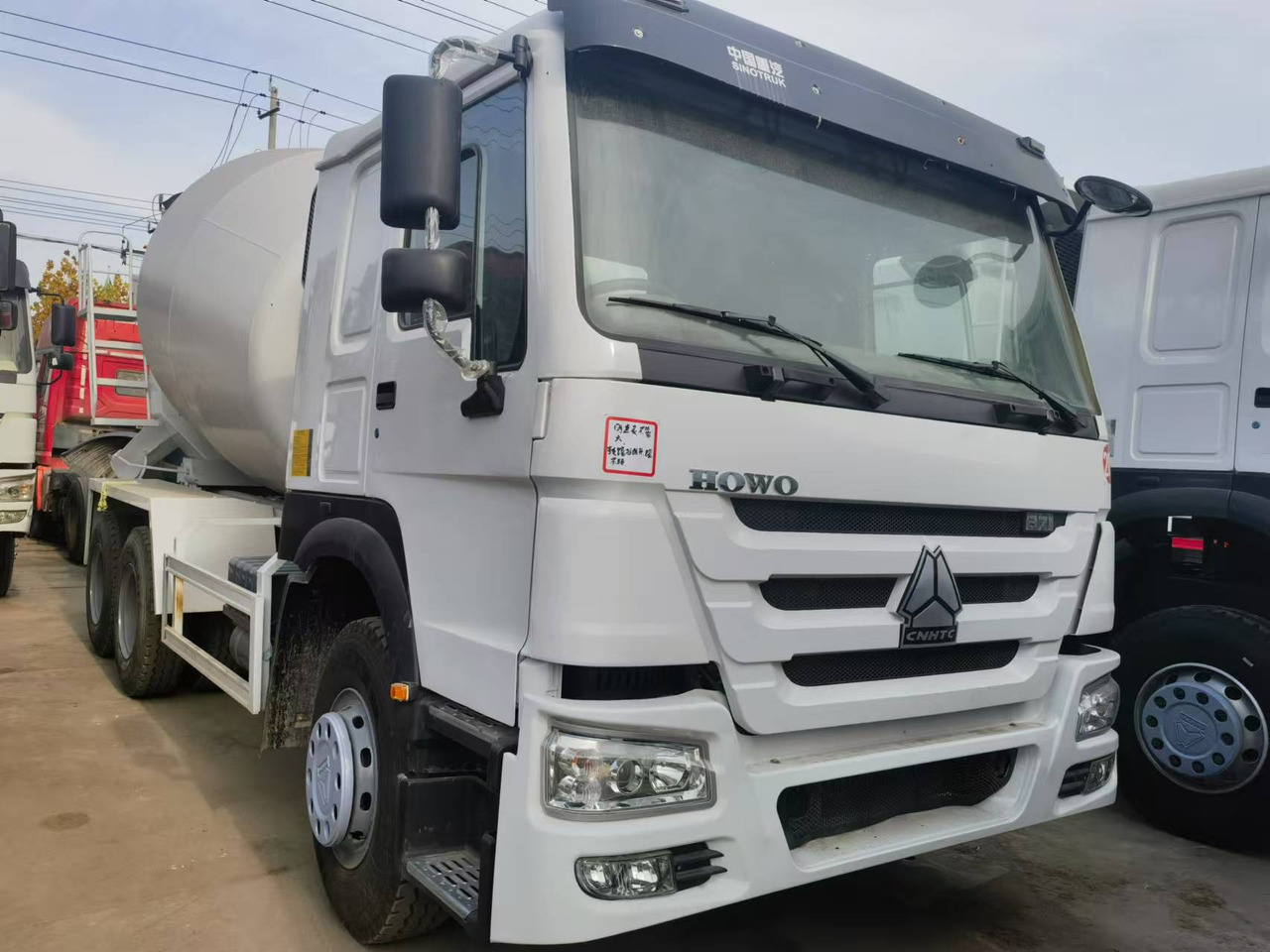 Sinotruk HOWO 371 Concrete mixer truck - Μπετονιέρα φορτηγό: φωτογραφία 1 Sinotruk HOWO 371 Concrete mixer truck - Μπετονιέρα φορτηγό: φωτογραφία 1