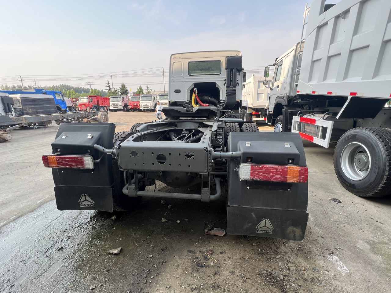 Τράκτορας Sinotruk HOWO 6*4 Tractor: φωτογραφία 11