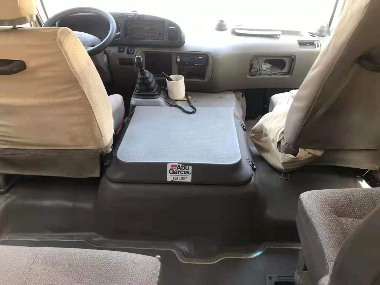 Toyota Coaster - Προαστιακό λεωφορείο: φωτογραφία 3 Toyota Coaster - Προαστιακό λεωφορείο: φωτογραφία 3