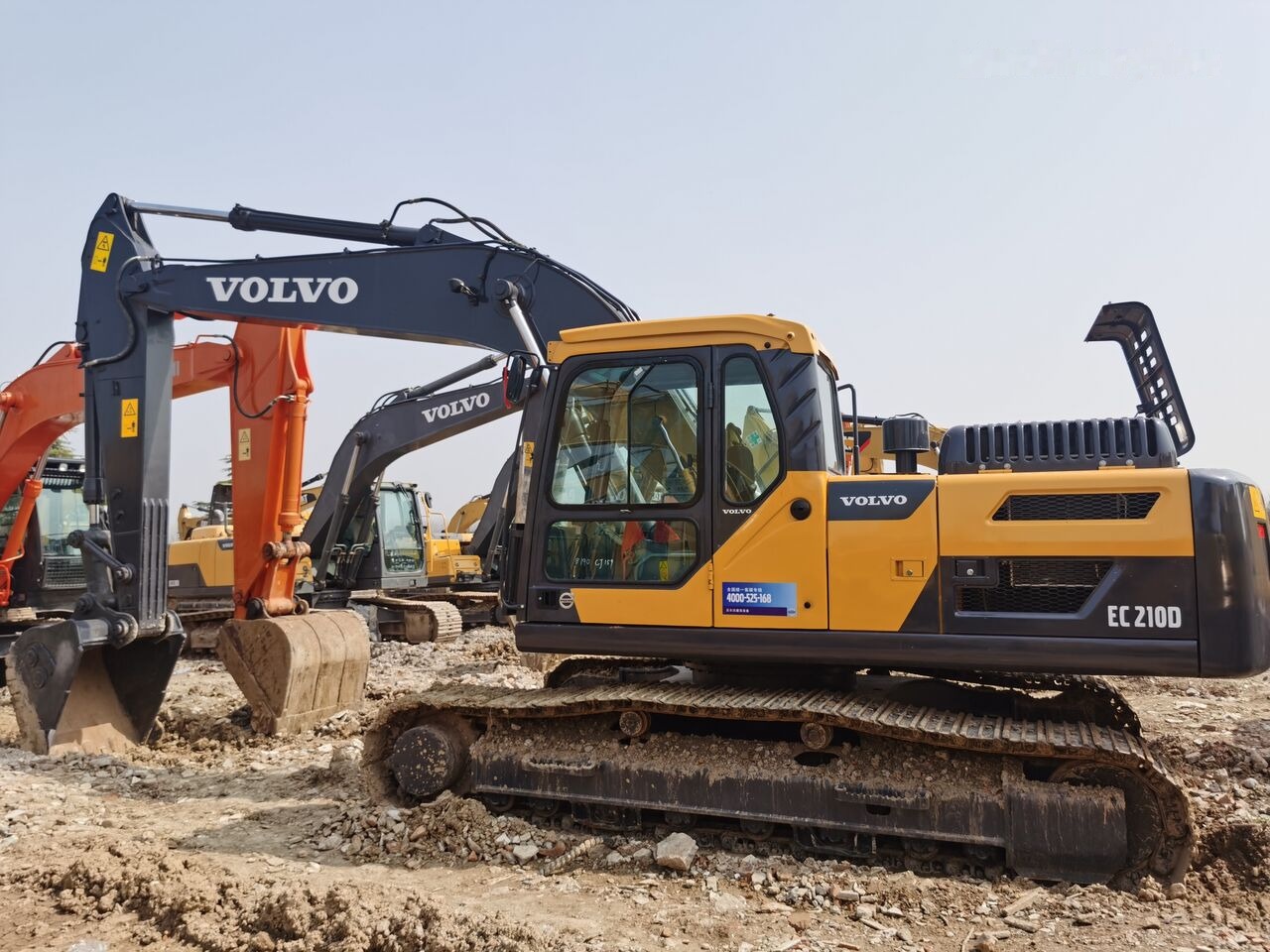 Volvo EC210D - Ερπυστριοφόρος εκσκαφέας: φωτογραφία 1 Volvo EC210D - Ερπυστριοφόρος εκσκαφέας: φωτογραφία 1