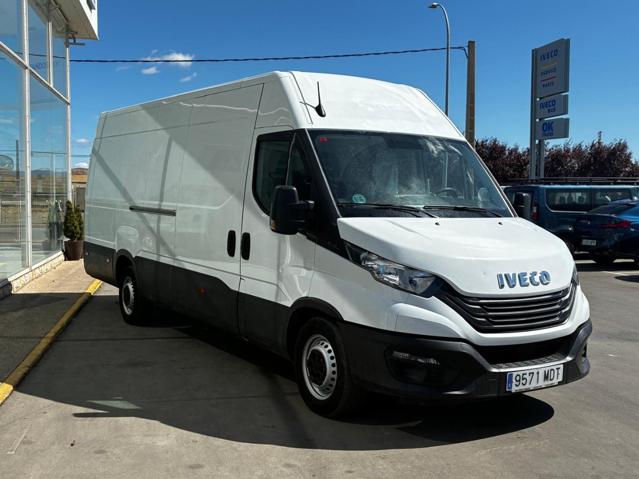 Furgón IVECO 35S16 V 16m3 - Βαν: φωτογραφία 3 Furgón IVECO 35S16 V 16m3 - Βαν: φωτογραφία 3