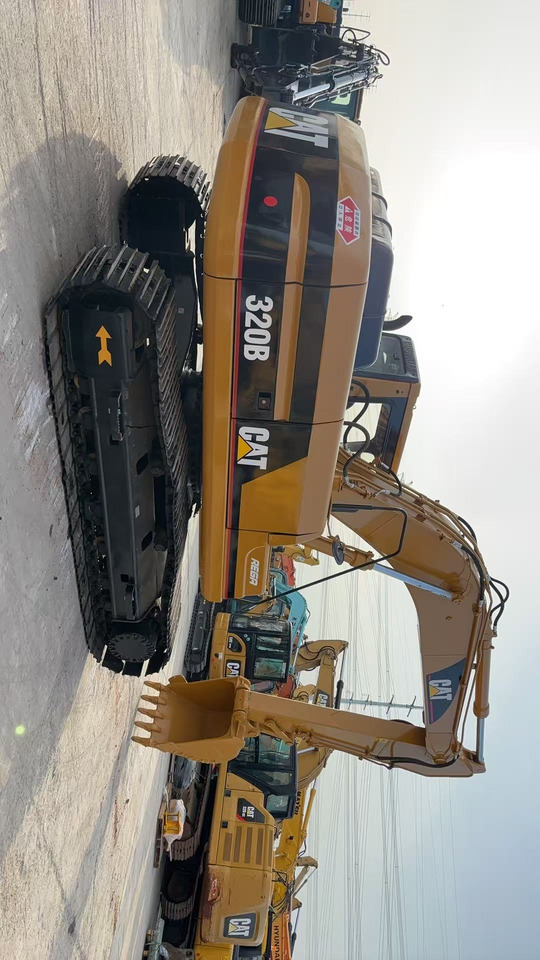 CAT 320BL - Ερπυστριοφόρος εκσκαφέας: φωτογραφία 3 CAT 320BL - Ερπυστριοφόρος εκσκαφέας: φωτογραφία 3