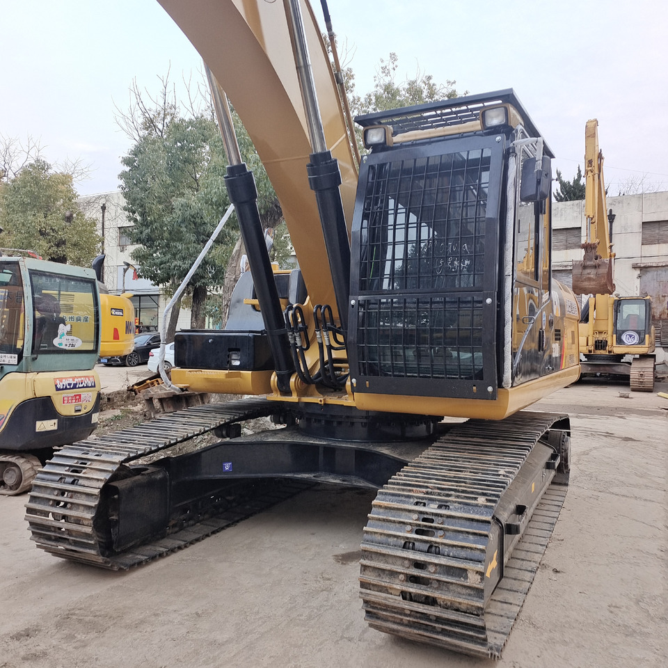 CAT 330 D2 L - Ερπυστριοφόρος εκσκαφέας: φωτογραφία 3 CAT 330 D2 L - Ερπυστριοφόρος εκσκαφέας: φωτογραφία 3