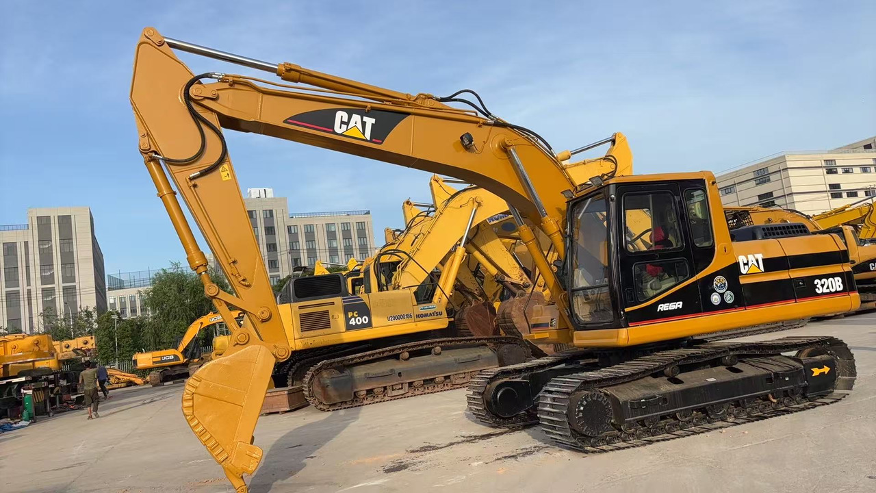 CATERPILLAR 320BL - Ερπυστριοφόρος εκσκαφέας: φωτογραφία 4 CATERPILLAR 320BL - Ερπυστριοφόρος εκσκαφέας: φωτογραφία 4