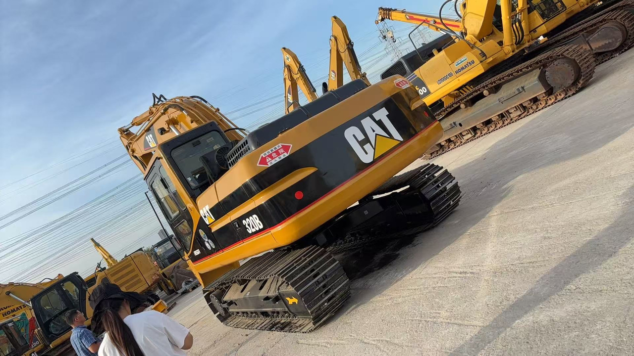 CATERPILLAR 320BL - Ερπυστριοφόρος εκσκαφέας: φωτογραφία 4 CATERPILLAR 320BL - Ερπυστριοφόρος εκσκαφέας: φωτογραφία 4
