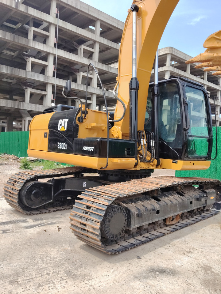 CATERPILLAR 320D2L with C7.1 ENGINE CAT 320D2 L 320 D 2 L C 7.1 ENGINE - Ερπυστριοφόρος εκσκαφέας: φωτογραφία 2 CATERPILLAR 320D2L with C7.1 ENGINE CAT 320D2 L 320 D 2 L C 7.1 ENGINE - Ερπυστριοφόρος εκσκαφέας: φωτογραφία 2