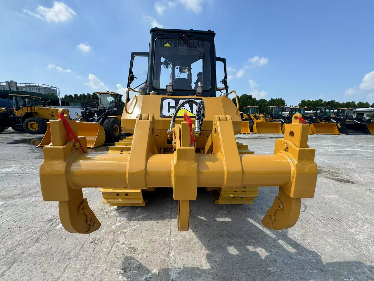 CATERPILLAR D6G D7G - Μπουλντόζα: φωτογραφία 1 CATERPILLAR D6G D7G - Μπουλντόζα: φωτογραφία 1