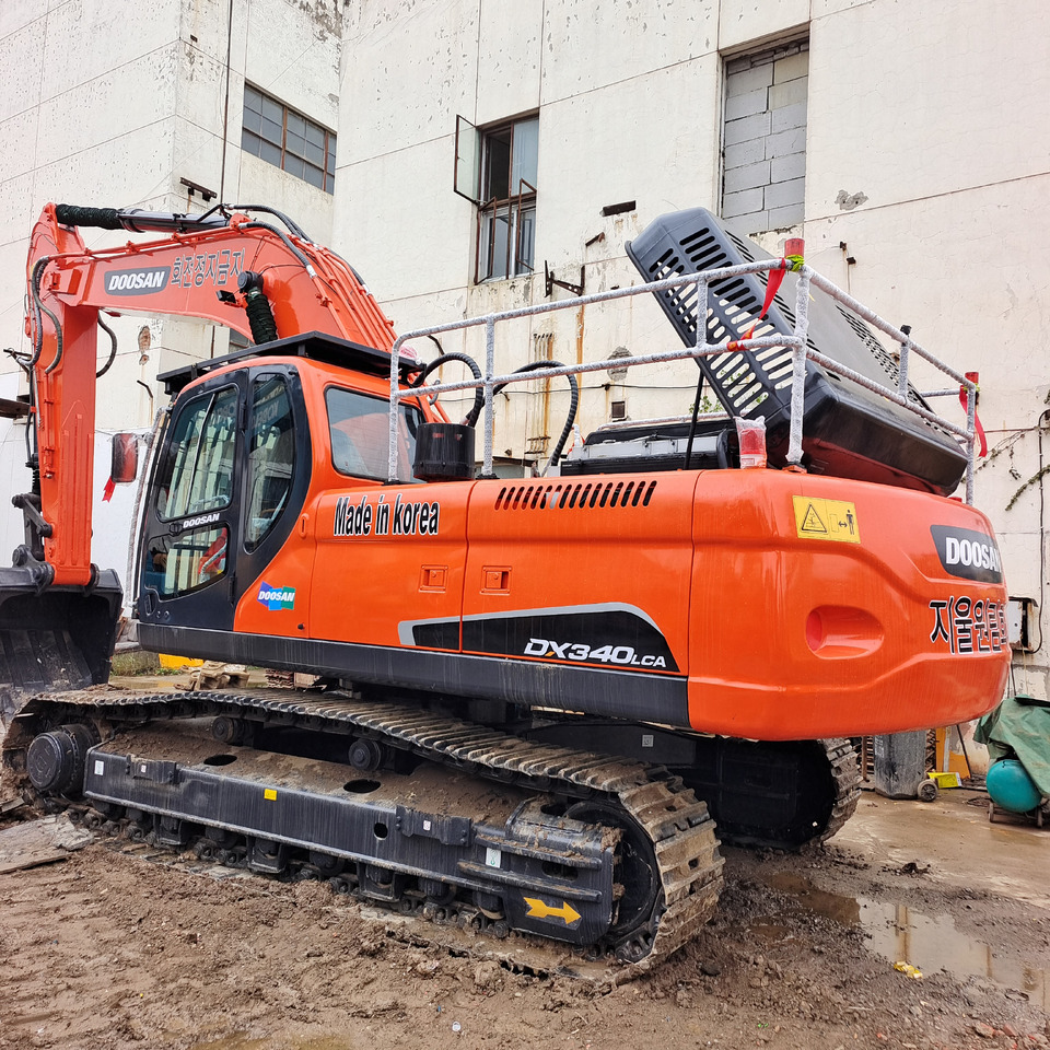 DOOSAN DX 340 LCA DX340 LC - 9 C - Ερπυστριοφόρος εκσκαφέας: φωτογραφία 1 DOOSAN DX 340 LCA DX340 LC - 9 C - Ερπυστριοφόρος εκσκαφέας: φωτογραφία 1