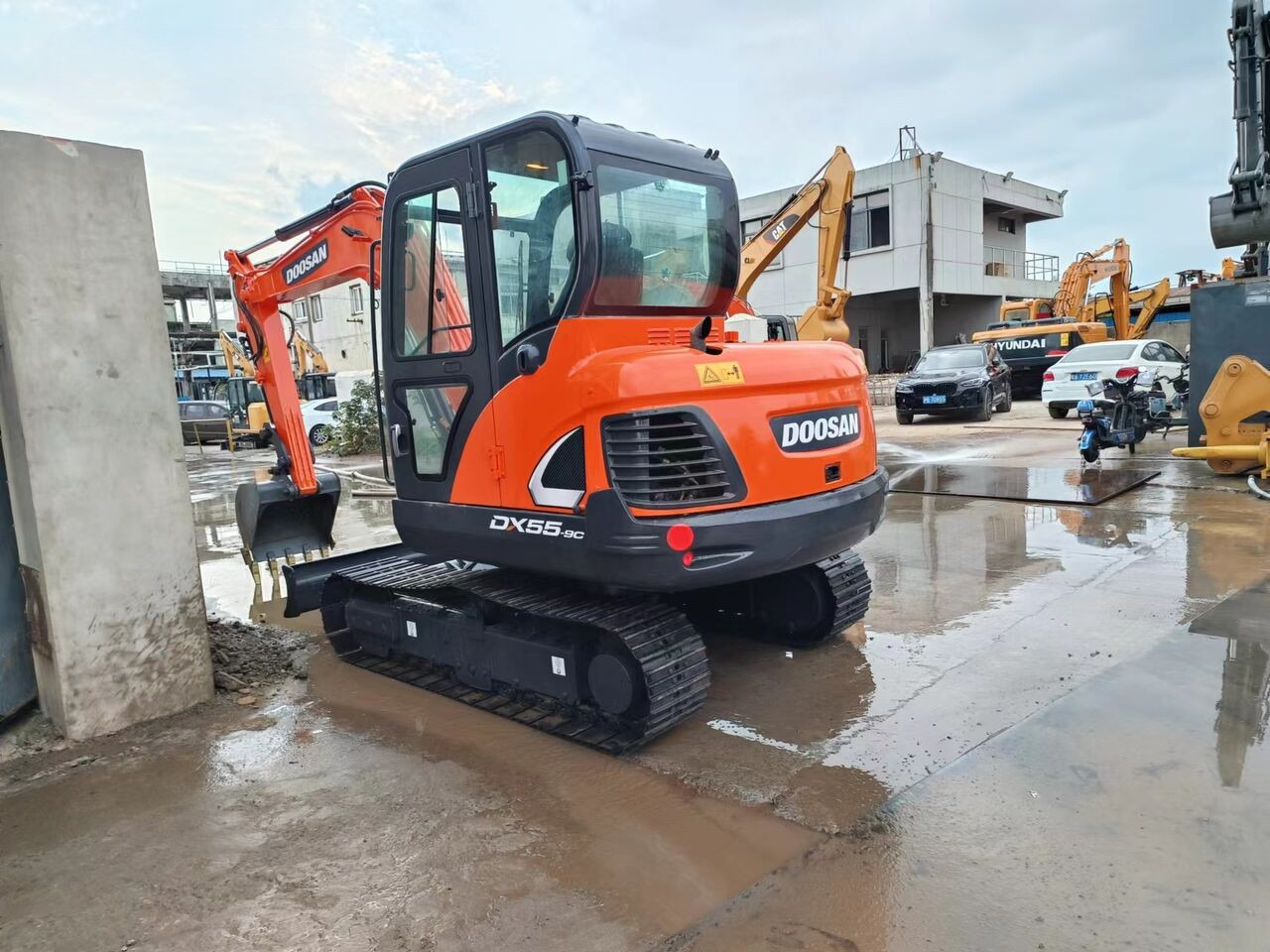 DOOSAN DX55-9C - Μίνι εκσκαφέας: φωτογραφία 4 DOOSAN DX55-9C - Μίνι εκσκαφέας: φωτογραφία 4