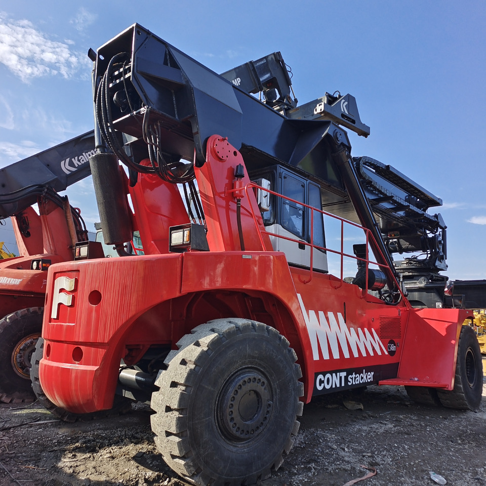 FANTUZZI CS 45 KMHD 45 TON CONTAINER REACH CRANE - Reachstacker: φωτογραφία 2 FANTUZZI CS 45 KMHD 45 TON CONTAINER REACH CRANE - Reachstacker: φωτογραφία 2