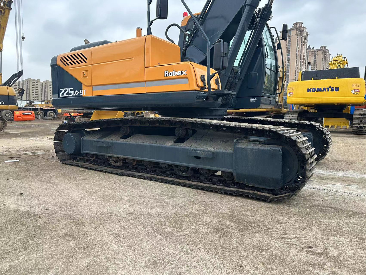 HYUNDAI 225 LC - 9T HX225HD - Ερπυστριοφόρος εκσκαφέας: φωτογραφία 2 HYUNDAI 225 LC - 9T HX225HD - Ερπυστριοφόρος εκσκαφέας: φωτογραφία 2