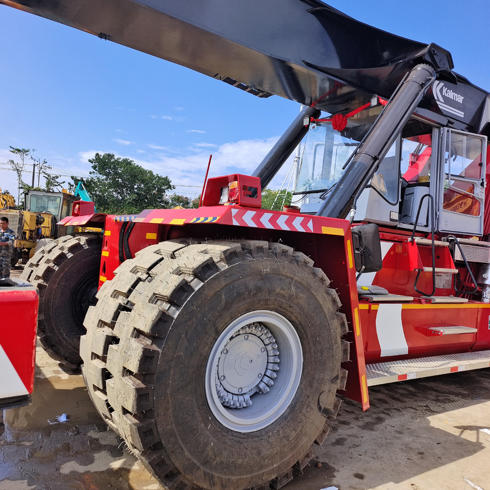 KALMAR DRF450 DRT DRU 45 TON - Reachstacker: φωτογραφία 5 KALMAR DRF450 DRT DRU 45 TON - Reachstacker: φωτογραφία 5