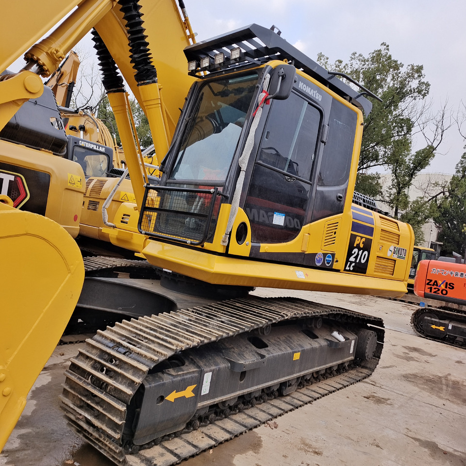 KOMATSU PC210 LC - Ερπυστριοφόρος εκσκαφέας: φωτογραφία 1 KOMATSU PC210 LC - Ερπυστριοφόρος εκσκαφέας: φωτογραφία 1