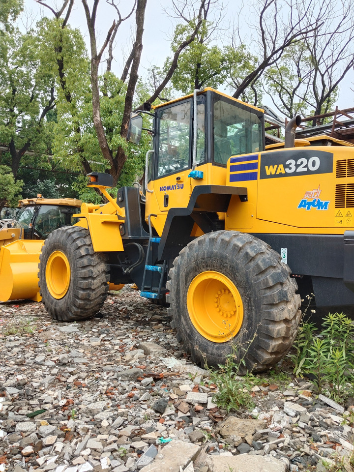 KOMATSU WA320-5 - Ελαστιχοφόρος φορτωτής: φωτογραφία 1 KOMATSU WA320-5 - Ελαστιχοφόρος φορτωτής: φωτογραφία 1