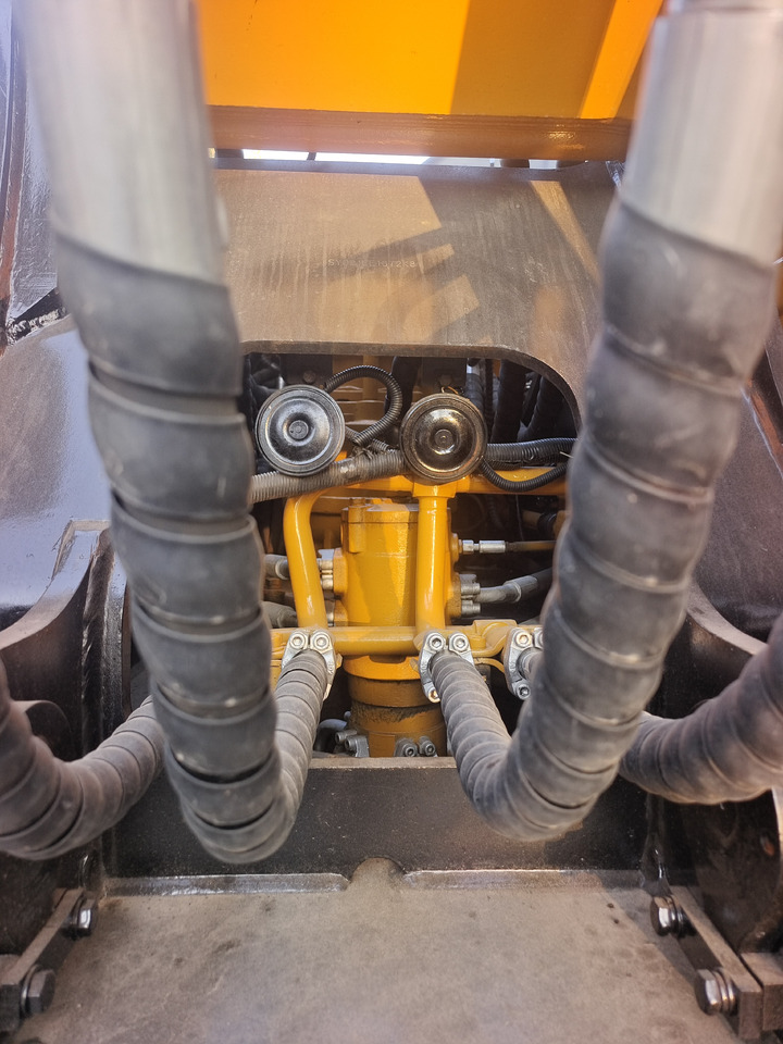 SANY 215H - Ερπυστριοφόρος εκσκαφέας: φωτογραφία 5 SANY 215H - Ερπυστριοφόρος εκσκαφέας: φωτογραφία 5