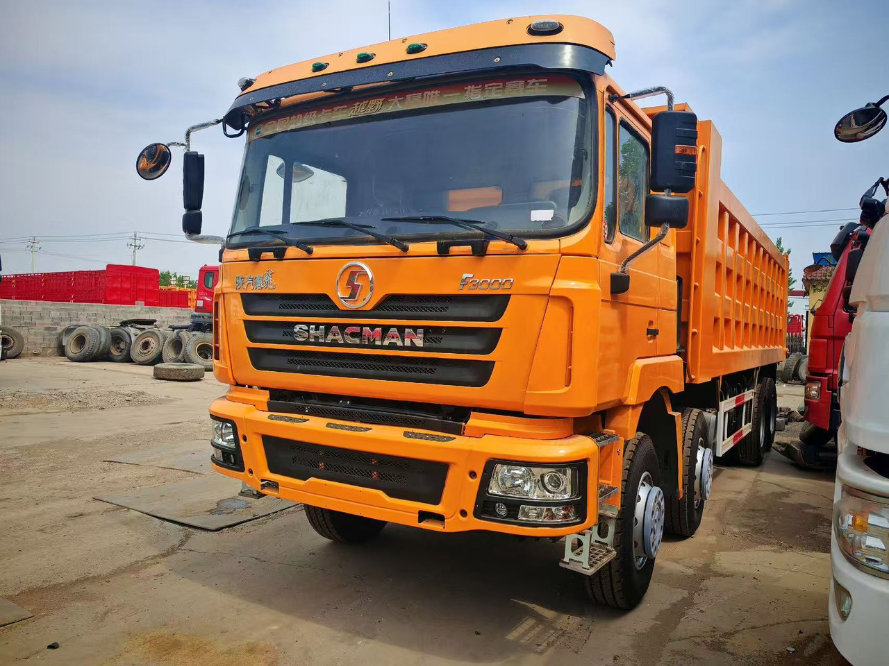 SHACMAN F3000 8*4 DUMP TRUCK - Φορτηγό ανατρεπόμενο: φωτογραφία 2 SHACMAN F3000 8*4 DUMP TRUCK - Φορτηγό ανατρεπόμενο: φωτογραφία 2