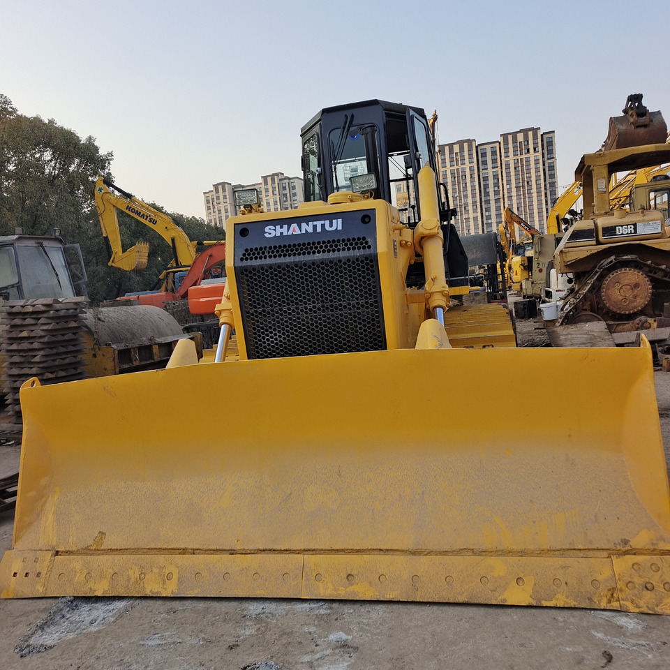SHANTUI SD16 SD22 SD32 - Μπουλντόζα: φωτογραφία 2 SHANTUI SD16 SD22 SD32 - Μπουλντόζα: φωτογραφία 2