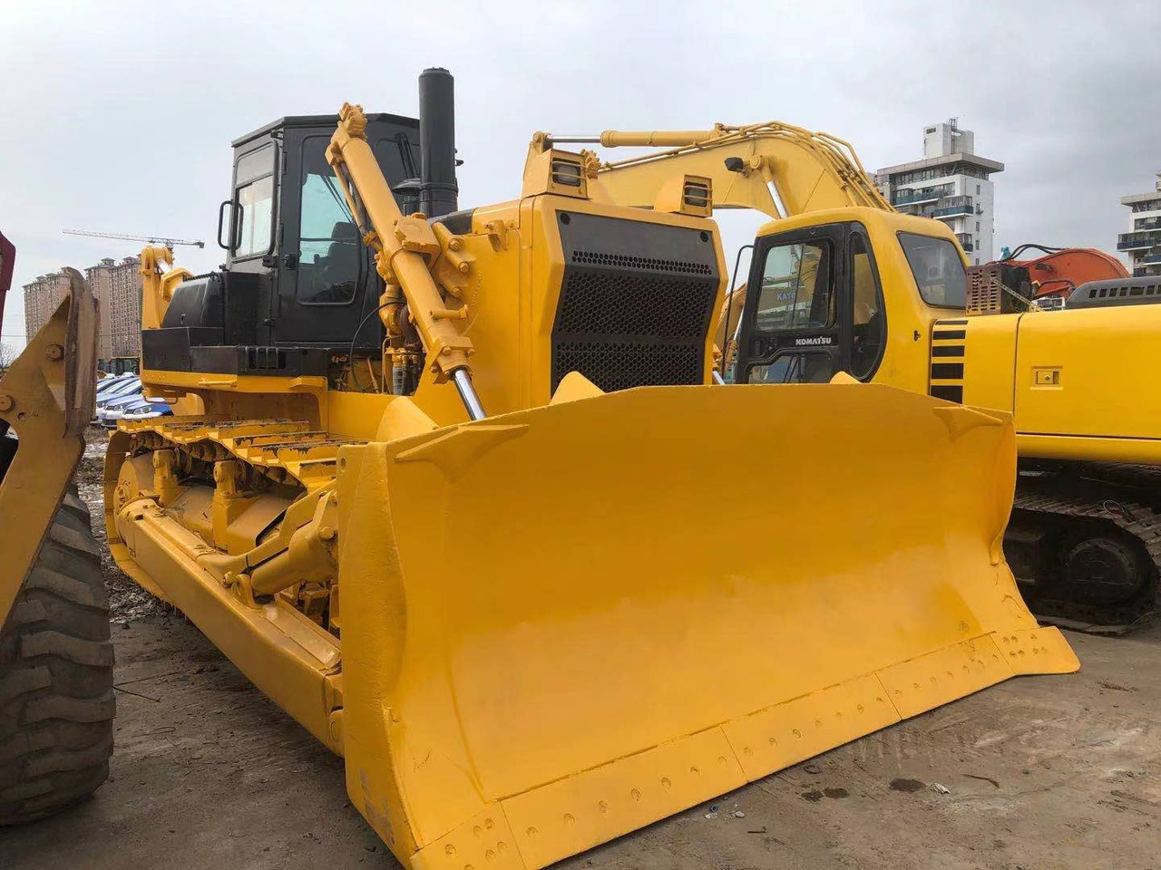 SHANTUI SD32 SD 32 DOZER SD22 SD16 BULLDOZER - Μπουλντόζα: φωτογραφία 4 SHANTUI SD32 SD 32 DOZER SD22 SD16 BULLDOZER - Μπουλντόζα: φωτογραφία 4