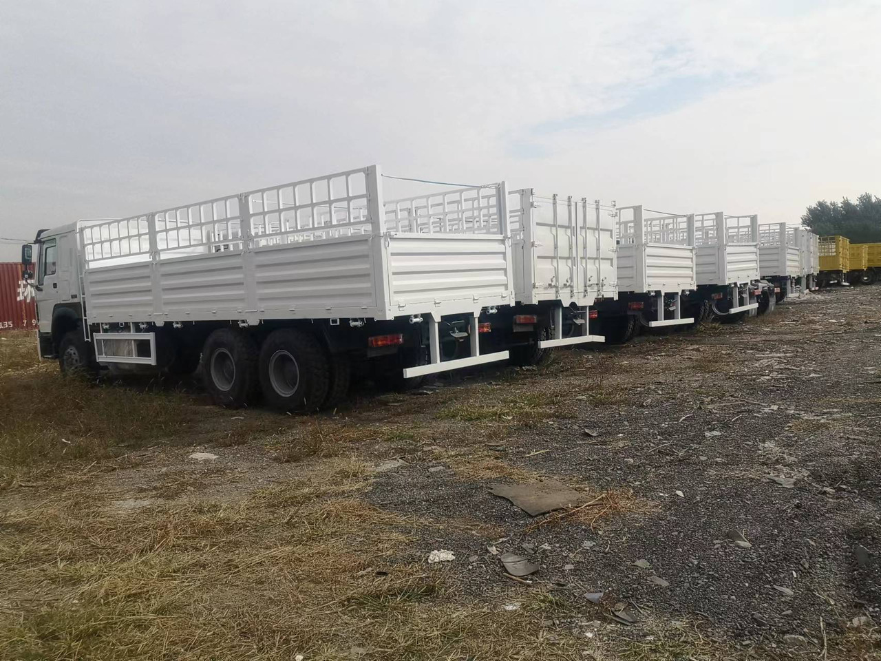 SINOTRUK HOWO DUMP TRUCK LIVESTOCK TRUCK WITH FENCE 371 380 400 420 460 HP - Φορτηγό μεταφορά ζώων: φωτογραφία 2 SINOTRUK HOWO DUMP TRUCK LIVESTOCK TRUCK WITH FENCE 371 380 400 420 460 HP - Φορτηγό μεταφορά ζώων: φωτογραφία 2