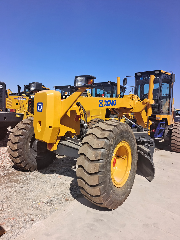 XCMG GR1803 - Γκρέιντερ: φωτογραφία 3 XCMG GR1803 - Γκρέιντερ: φωτογραφία 3