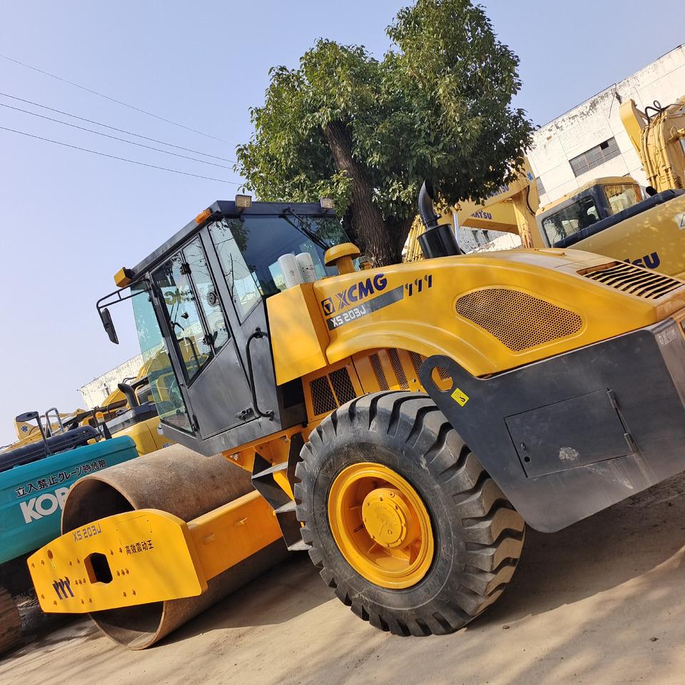 XCMG XS 203J - Ασφαλτικός οδοστρωτήρας: φωτογραφία 2 XCMG XS 203J - Ασφαλτικός οδοστρωτήρας: φωτογραφία 2