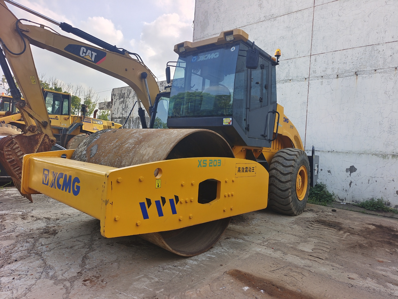 Ασφαλτικός οδοστρωτήρας XCMG XS203J: φωτογραφία 1