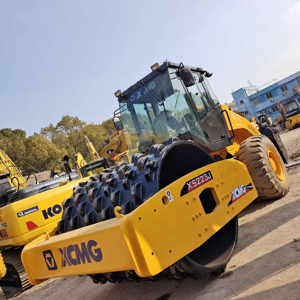XCMG XS223J Goat Horn Vibratory Roller Compactor - Ασφαλτικός οδοστρωτήρας: φωτογραφία 5 XCMG XS223J Goat Horn Vibratory Roller Compactor - Ασφαλτικός οδοστρωτήρας: φωτογραφία 5