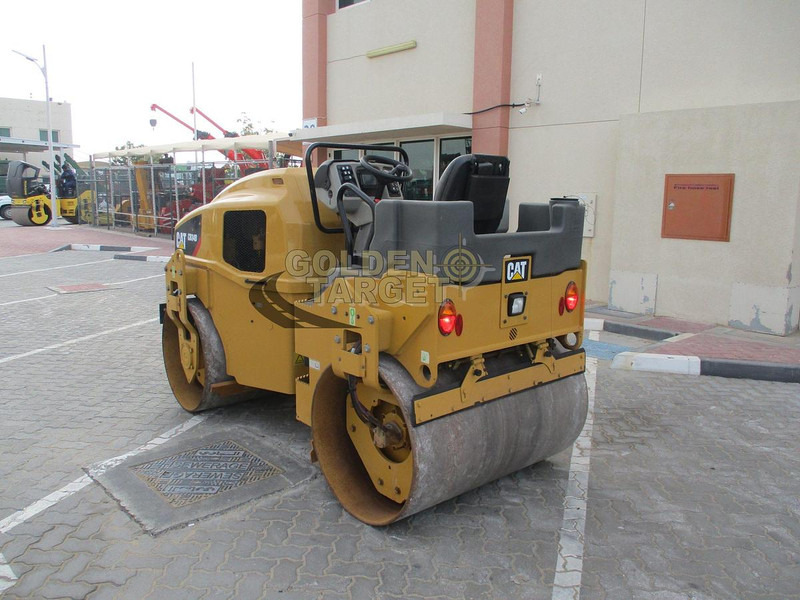 Caterpillar CB34B - Φρεζοσβαρνα: φωτογραφία 4 Caterpillar CB34B - Φρεζοσβαρνα: φωτογραφία 4