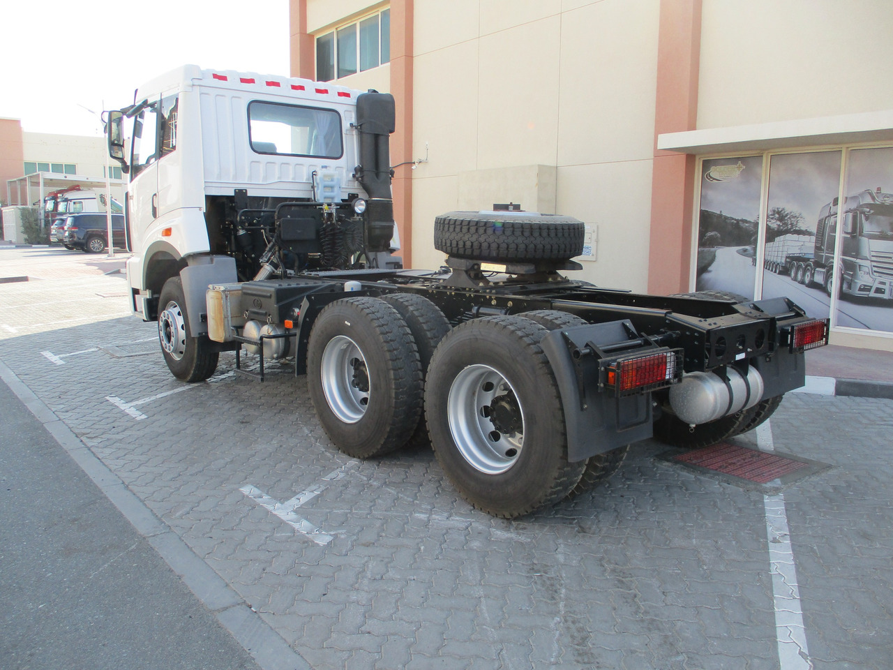 FAW 4181P2K15 6x4 Head Truck - Τράκτορας: φωτογραφία 4 FAW 4181P2K15 6x4 Head Truck - Τράκτορας: φωτογραφία 4