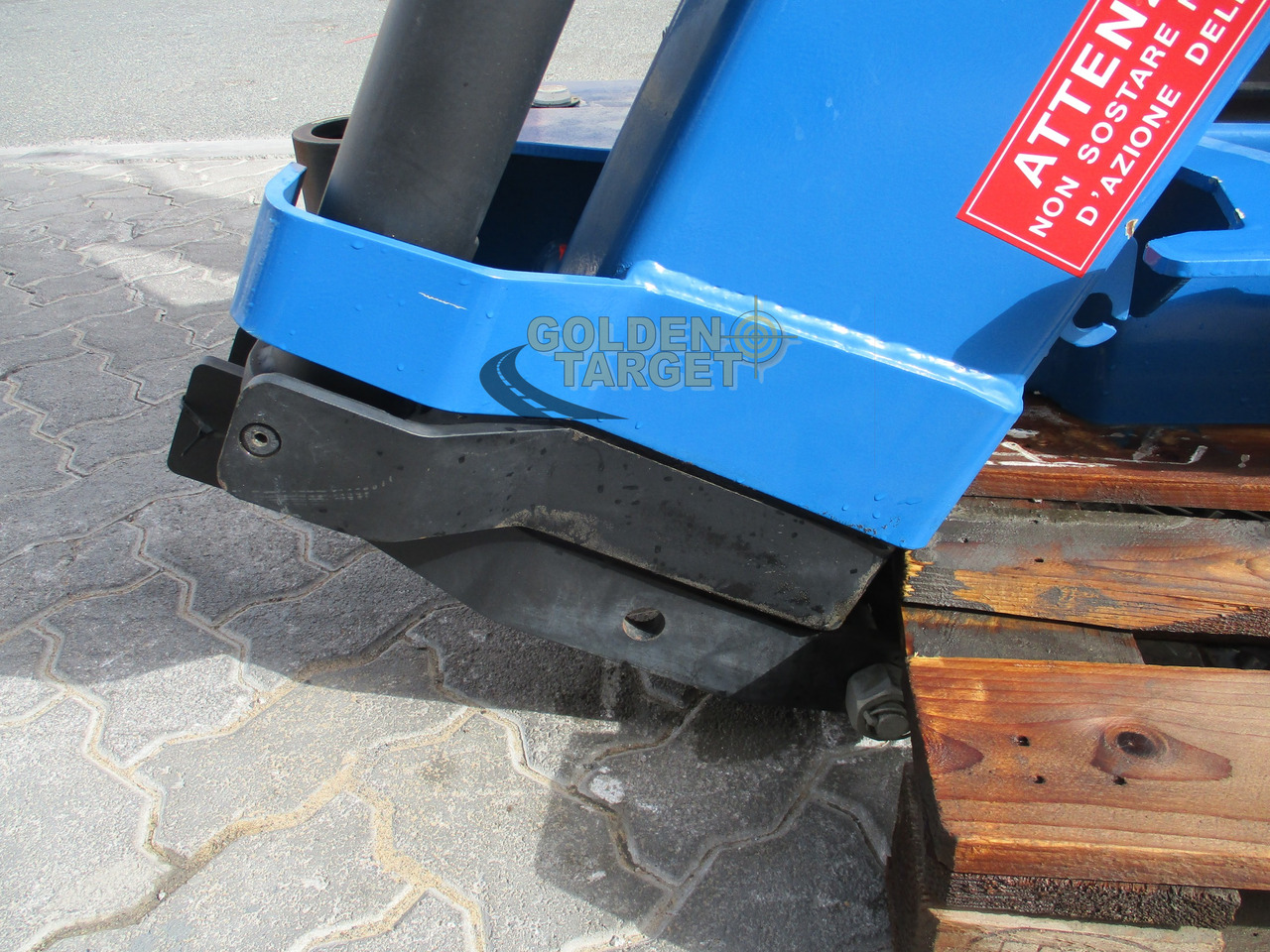 ING BONFIGLIOLI IBP 8000 M / 2SI CRANE - Γερανός παπαγάλος για Φορτηγό: φωτογραφία 5 ING BONFIGLIOLI IBP 8000 M / 2SI CRANE - Γερανός παπαγάλος για Φορτηγό: φωτογραφία 5