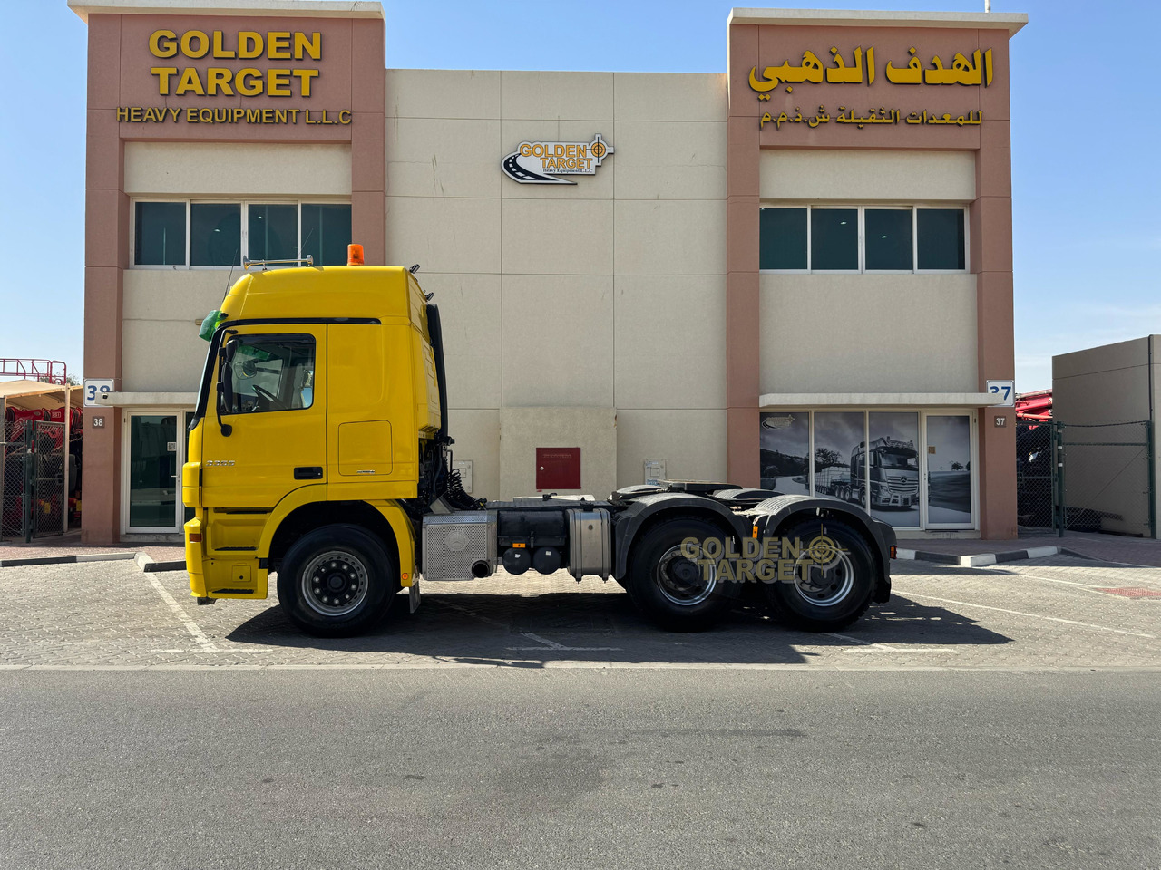 Mercedes Benz ACTROS 3355 6x4 Head Truck - Τράκτορας: φωτογραφία 5 Mercedes Benz ACTROS 3355 6x4 Head Truck - Τράκτορας: φωτογραφία 5
